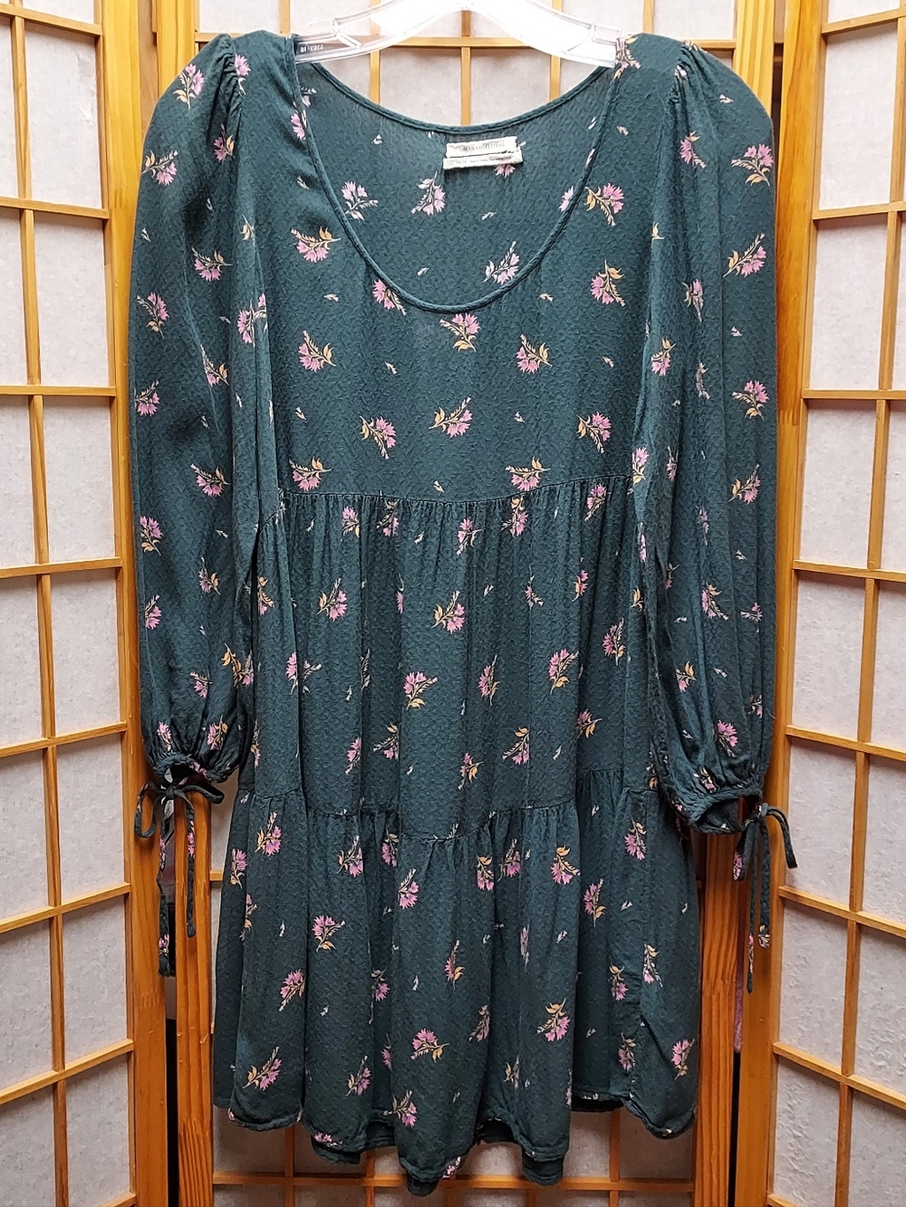 💐 Urban Outfitters Floral Dress Womens XS Juniors S